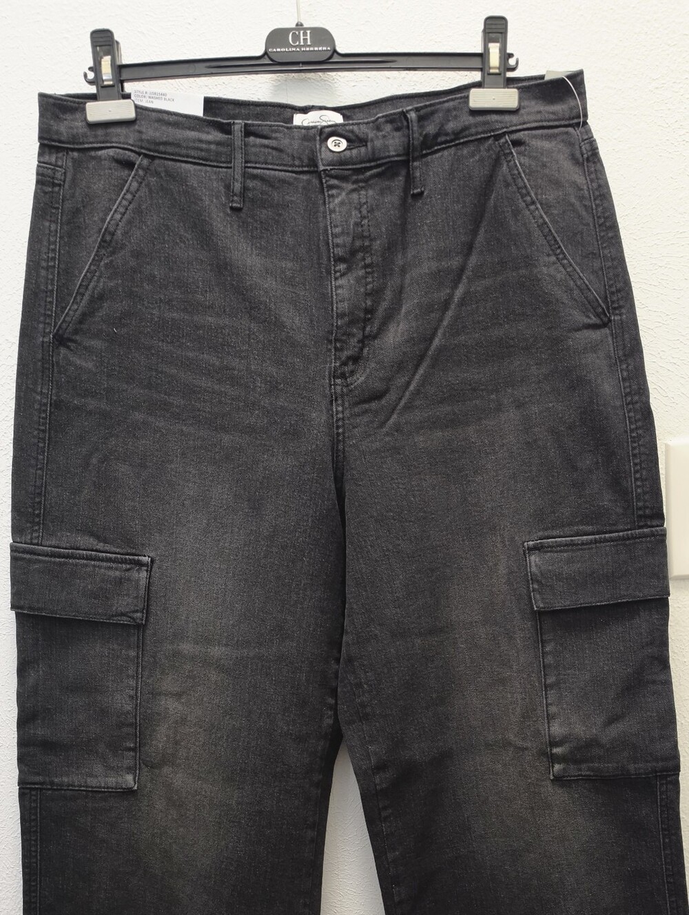 Jessica Simpson Washed Black Cargo Jeans - Picture 4 of 14